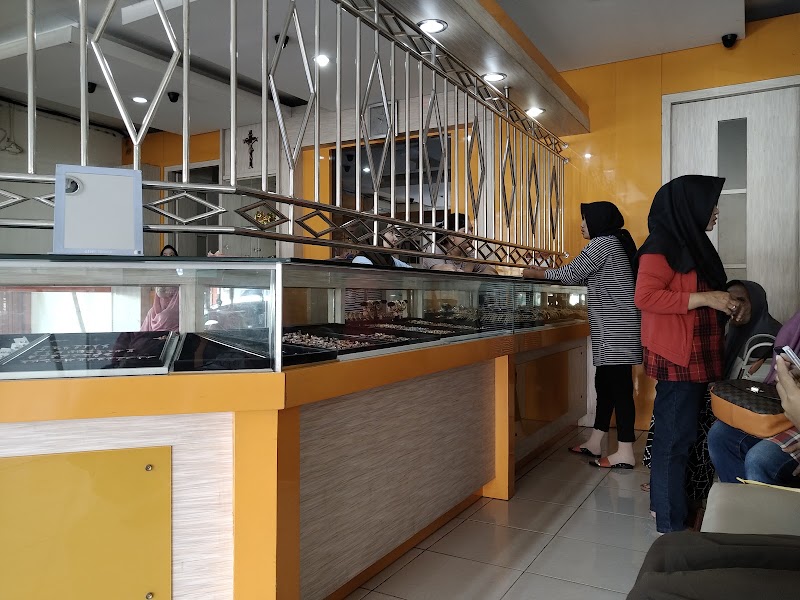 Warung Kopi di Jalan Ir Juanda: Saingan Rival Saat Citimall Datang